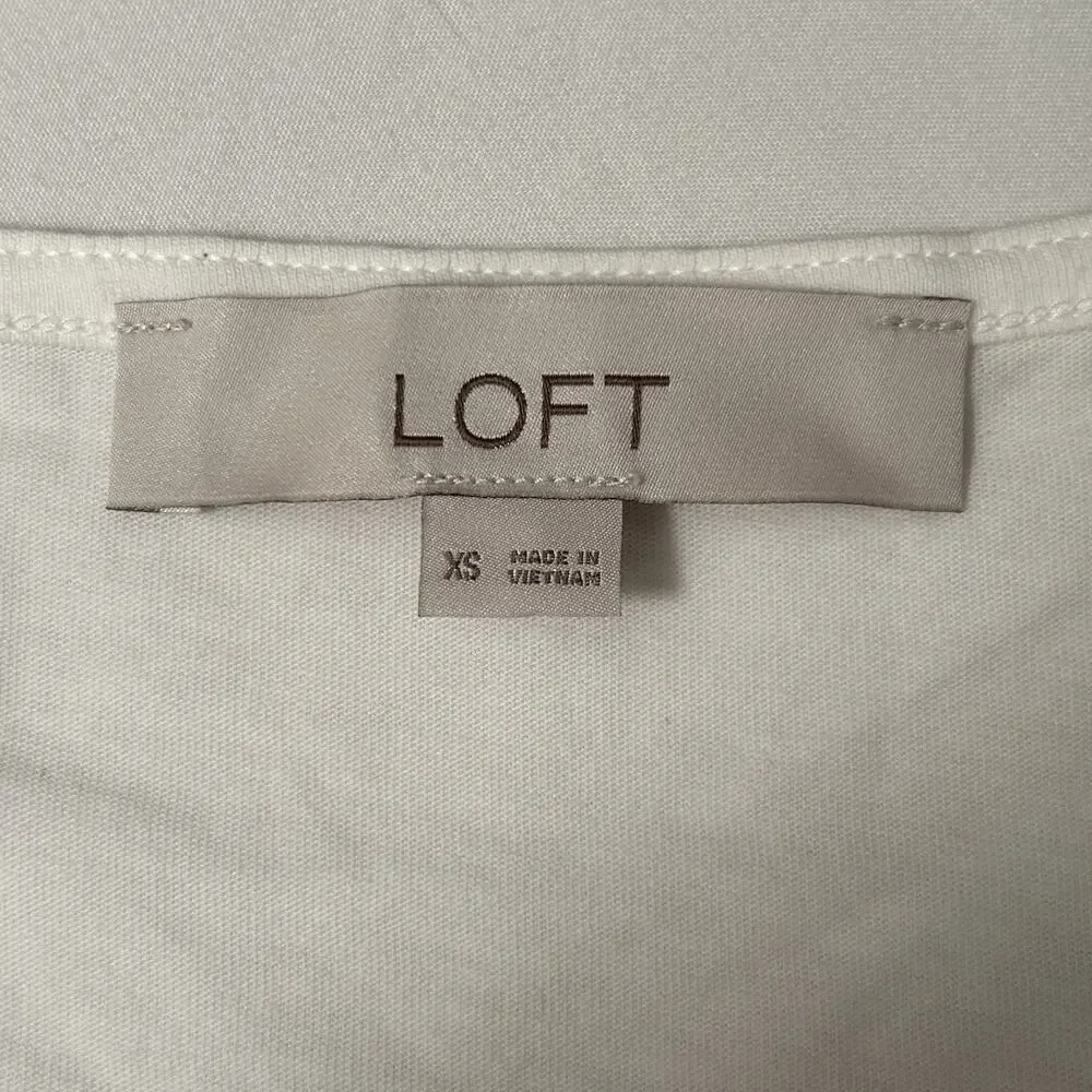 Loft White Ruched V-Neck Puff Sleeve White Shirt Size XS Balletcore Coquette